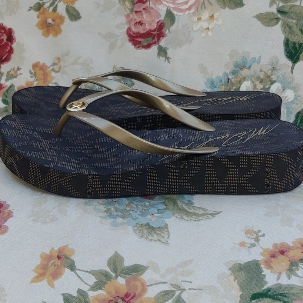 Michael Kors Bedford Gold and Brown Platform Wedge Sandals Women's size 11 - Picture 12 of 17